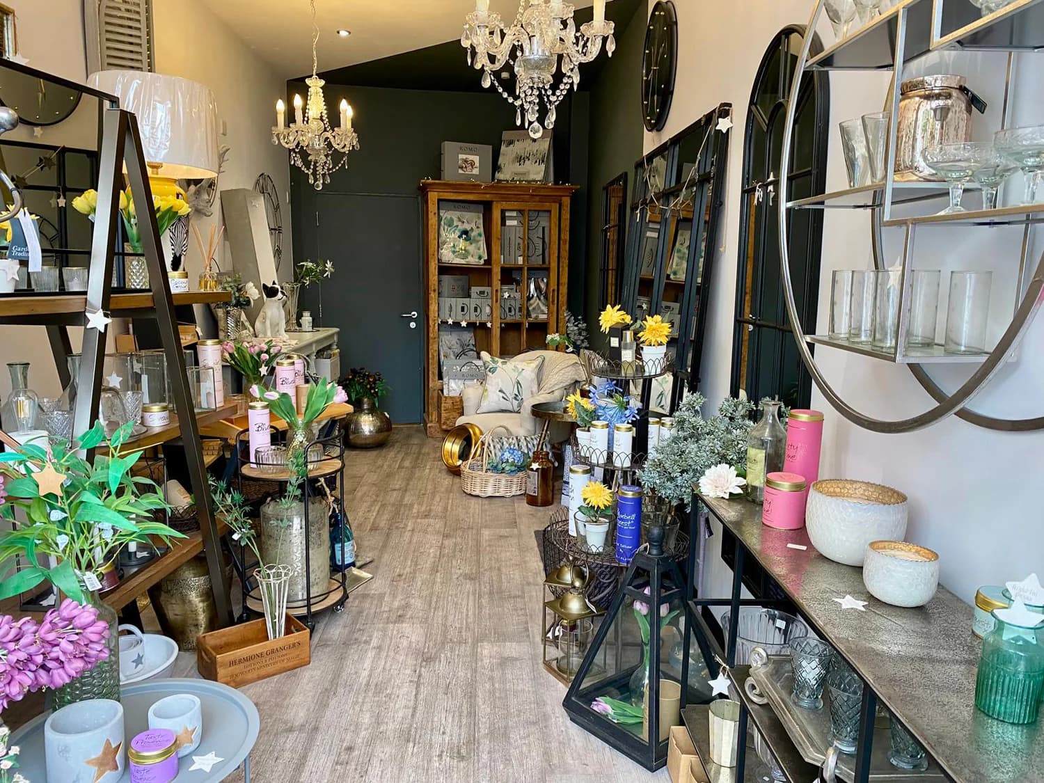 Flower Delivery Edmonton for Fresh Same-Day Bouquets