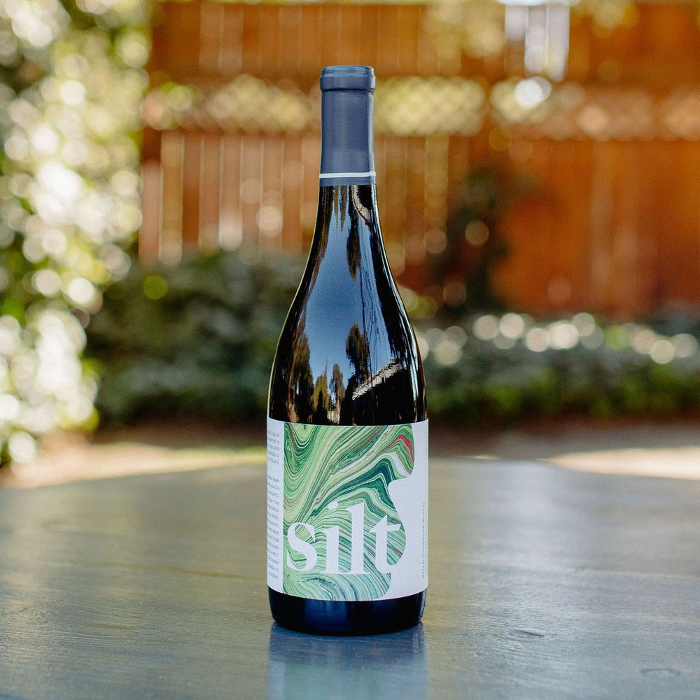 Explore Local Wines in Our Clarksburg Winery Tasting Room