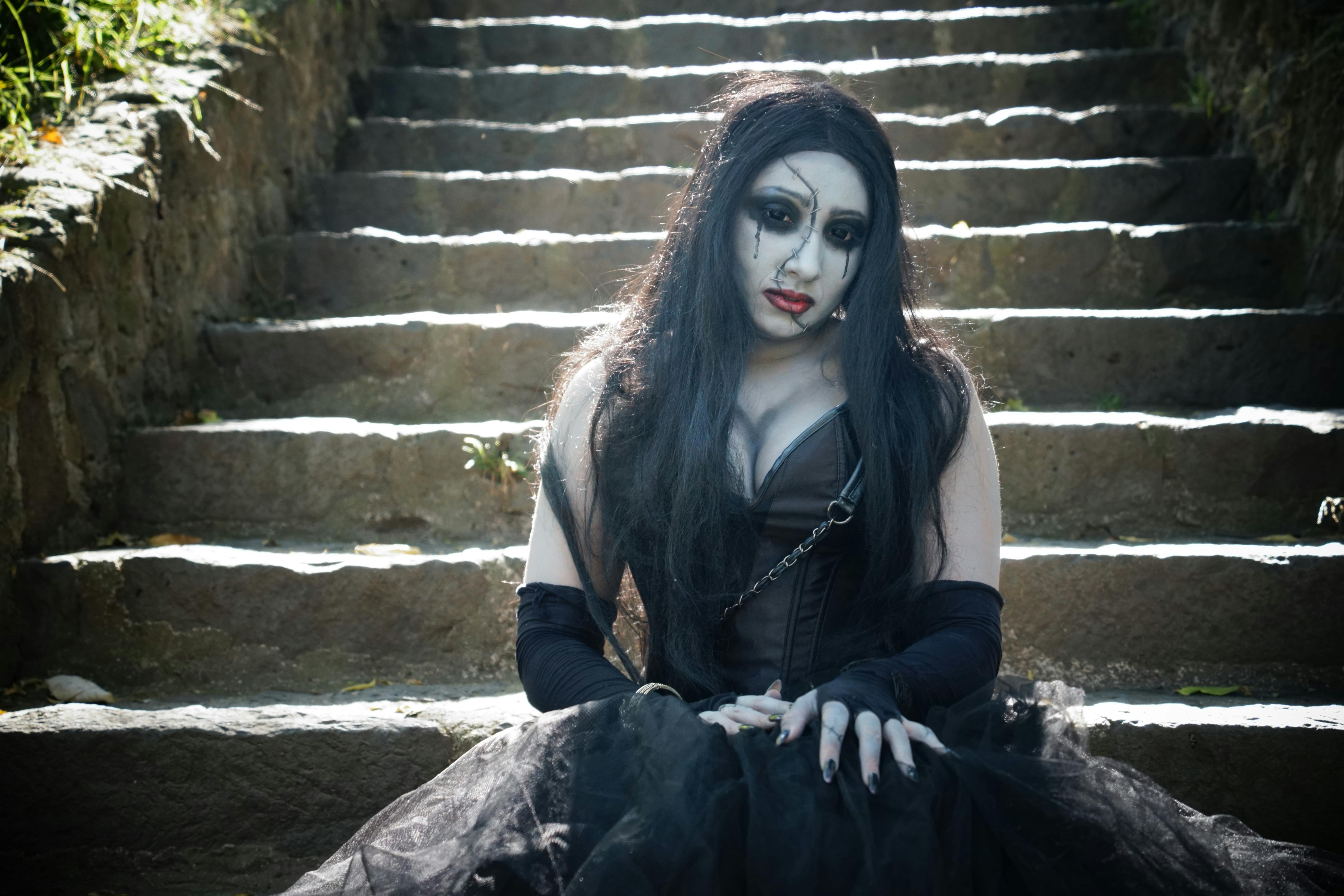 Gothic Clothes Trends You Should Watch This Year